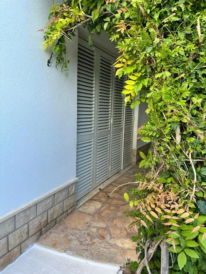 Apartments Villa Ohana Kaštela