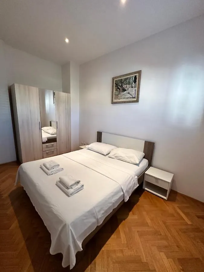 Apartments Villa Ohana Kaštela